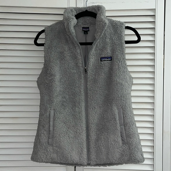 Patagonia Jackets & Blazers - Patagonia Women’s fleece fitted vest